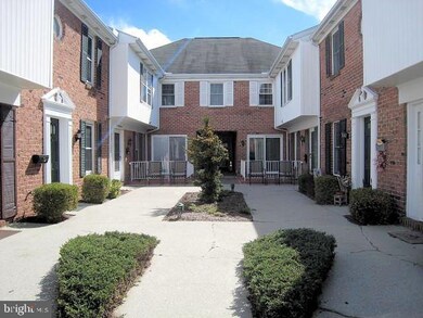 471 W Caracas Ave, Hershey, PA 17033 - photo 2