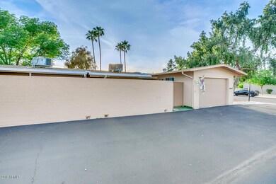 10547 W Palmeras Dr, Sun City, AZ 85373 - photo 6