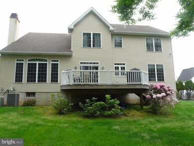 17 Woodsview Dr, Garnet Valley, PA 19060 - photo 5