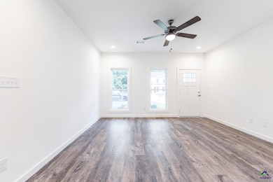 100 Leisure Pointe Cove, Warner Robins, GA 31088 - photo 2