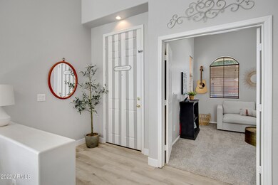 3664 E Phelps St-7