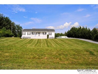 19 Riley Ln, Flat Rock, NC 28731 - photo 2