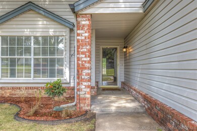 3712 S Sycamore Ave, Broken Arrow, OK 74011 - photo 6