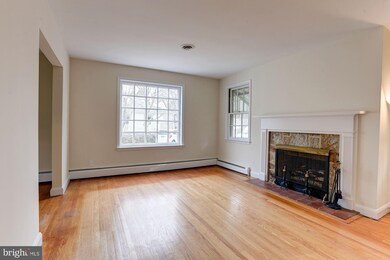 118 Taunton Ave, Catonsville, MD 21228 - photo 4