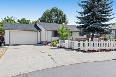 2056 SW 32nd Ct, Redmond, OR 97756 - photo 2