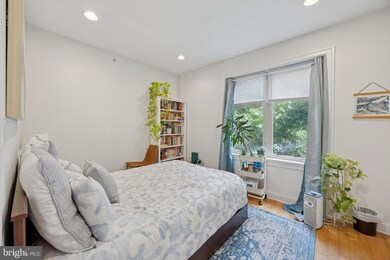 923 N 19th St, Philadelphia, PA 19130 - photo 4