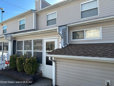 Welcome to 19A Mace St!