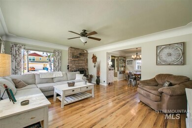 523 S Elder St, Nampa, ID 83686 - photo 3