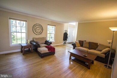 700 Ninovan Rd SE, Vienna, VA 22180 - photo 6