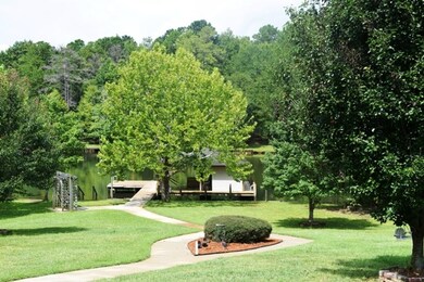 142 Lands Dr NE, Milledgeville, GA 31061 - photo 4