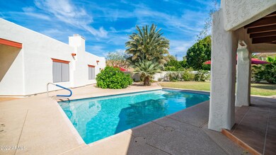 5781 W Dublin Ln, Chandler, AZ 85226 - photo 2