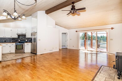 62425 Stenkamp Rd, Bend, OR 97701 - photo 6