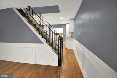 350 1/2 E Elm St, Conshohocken, PA 19428 - photo 5