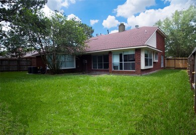 16422 Leamington Ln, Houston, TX 77095 - photo 2