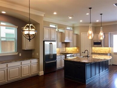 8611 Costmary Ln, Houston, TX 77055 - photo 5