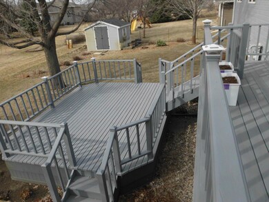 501 Fairoaks Ave, Mitchell, SD 57301 - photo 2