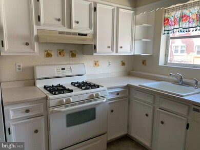 8008 Moro St, Philadelphia, PA 19136 - photo 2