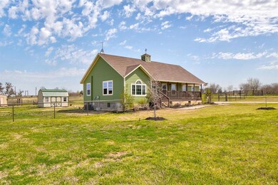 100 Mccrae Ln, Boyd, TX 76023 - photo 2