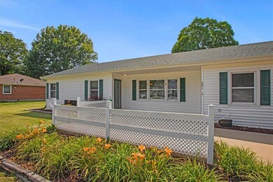 201 S Harrison St, Spring Hill, KS 66083 - photo 2