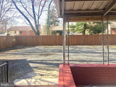 6422 Jodie St, New Carrollton, MD 20784 - photo 4