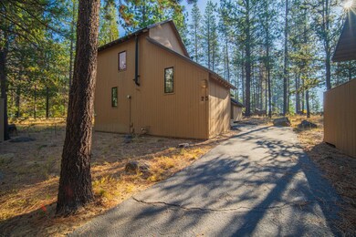 17673 Cluster Cabin Ln unit 25, Sunriver, OR 97707 - photo 2