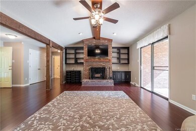 2650 Fines Creek Dr, Statesville, NC 28625 - photo 4