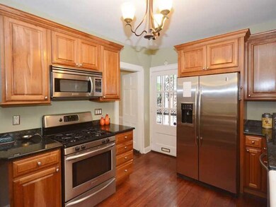 Kitchen. Maple cabinetry with stainless appliances