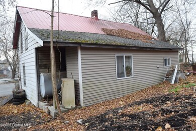 71 1st St, Castleton On Hudson, NY 12033 - photo 4