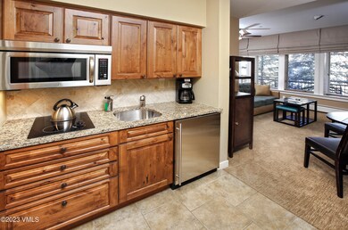 HML_231a_kitchen_2