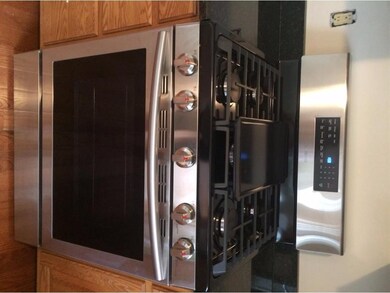 7048 Hearth Ln, Macungie, PA 18062 - photo 7