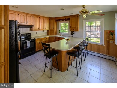 210 Yoder Rd, Harleysville, PA 19438 - photo 4