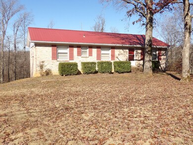 366 Powers Blvd, Waverly, TN 37185 - photo 4