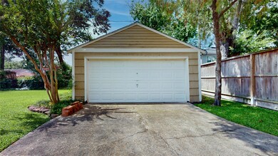 1713 Gardenia Dr, Houston, TX 77018 - photo 6
