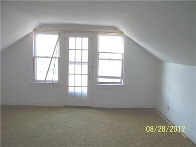 Living Room upper
