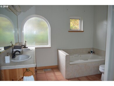 Bathroom, Attached