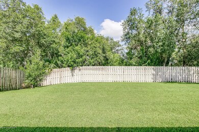 07_3953Palladian8655_mls