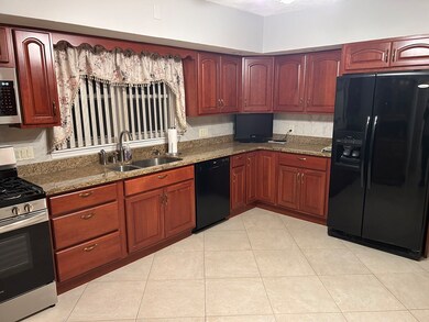 58 Maple St unit 2, Malden, MA 02148 - photo 2