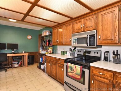 2613 W Boston St, Broken Arrow, OK 74012 - photo 4