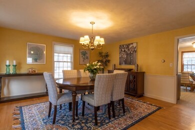 61 Crestview Rd, Needham, MA 02492 - photo 4