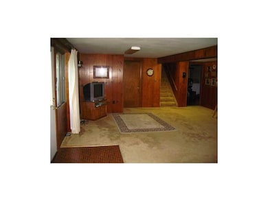 Family Room-LL.