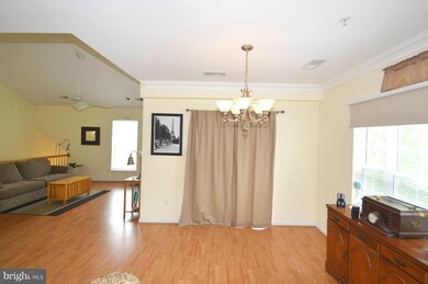 25240 Lake Shore Square unit 205, Chantilly, VA 20152 - photo 6