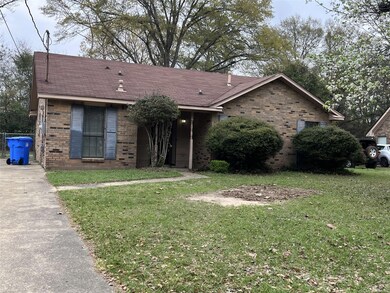 803 Cobblestone Curve, Prattville, AL 36067 - photo 3