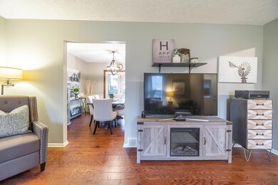 7545 Sharrington Dr-15