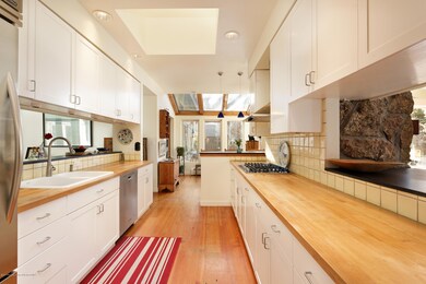 1220MtnViewDr_CREST016