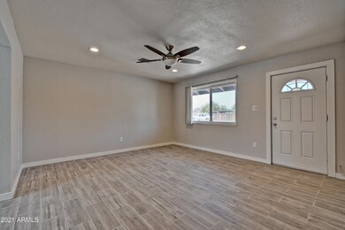 1631 W Cinnabar Ave, Phoenix, AZ 85021 - photo 6