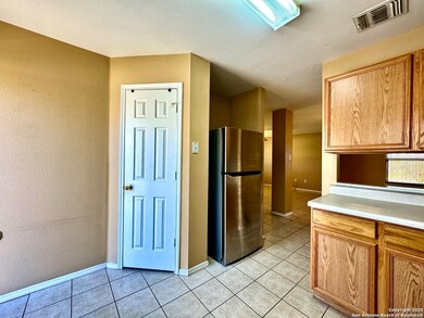10726 S Shaenridge, San Antonio, TX 78254 - photo 7
