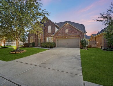 Sitting on a gorgeous 7,449 sq/ft lot and offering 3,397 sq/ft of living space, 28903 Hollycrest Drive has so much to offer! Boasting incredible attention to detail and quality throughout including hardwood floors, 
stainless steel appliances, beautiful wooden cabinetry, sleek fixtures, and modern finishes.