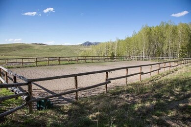 Lazy Dog Ranch Riding Pen
