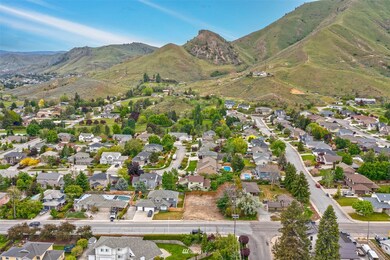 2225 5th St NE, Wenatchee, WA 98802 - photo 4