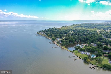 121 Riverview Cir, Colonial Beach, VA 22443 - photo 3